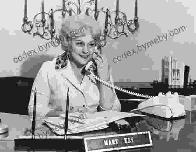 Mary Kay Ash Empowering A Group Of Women Pass It On: What I Learned From Mary Kay Ash